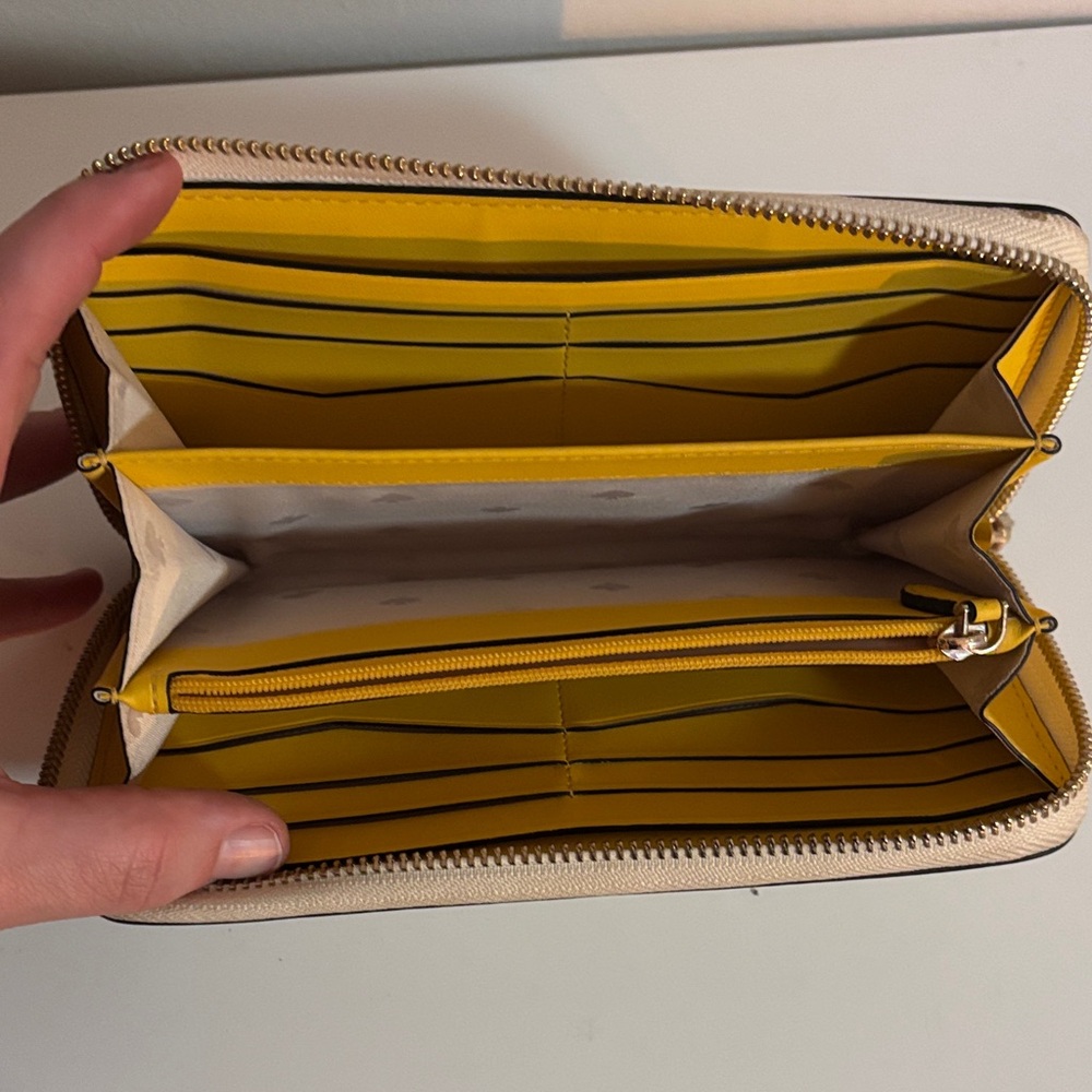 Kate Spade Yellow Shoulder Bag with Cream Floral Wallet - Picture 2 of 5